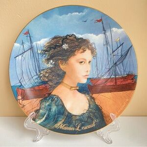 Manon by Riccardo Benvenuti collector plate Porcellane Fontana dei Medici 1986